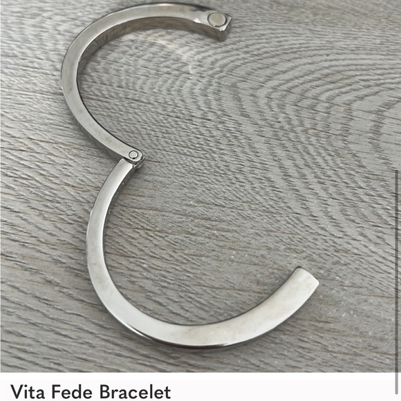 Vita Fede Silver Tone Bracelet Size XS - Picture 4 of 4